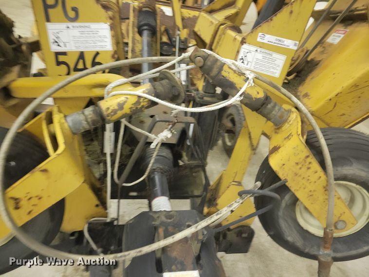 image for item IV9634 Woods 9204RD  batwing finish mower