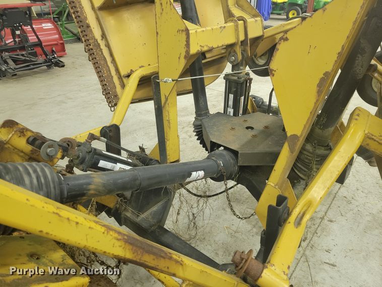 image for item IV9634 Woods 9204RD  batwing finish mower