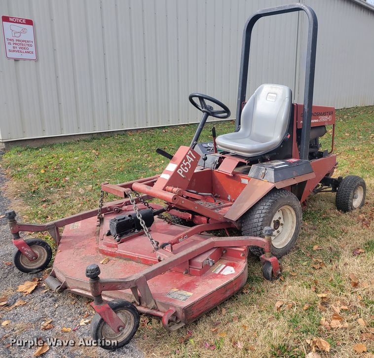 image for item IV9637 Toro Groundsmaster 325D  lawn mower