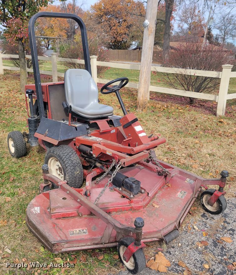 image for item IV9637 Toro Groundsmaster 325D  lawn mower