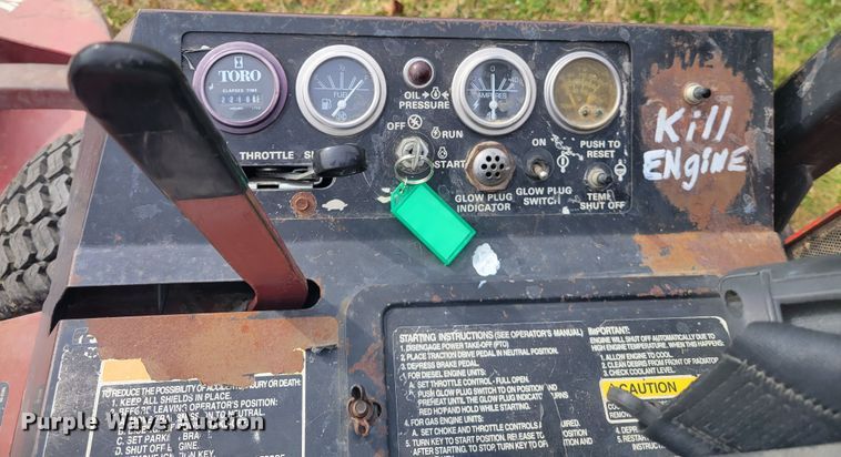 image for item IV9637 Toro Groundsmaster 325D  lawn mower