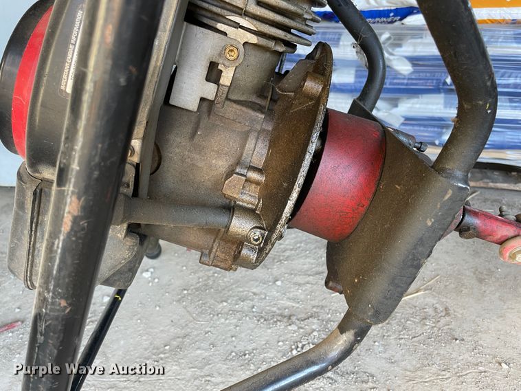 image for item IX9629 Tecumseh Centura  post hole auger