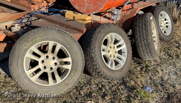 image for item IX9631 (4) LT265/65R18 tires