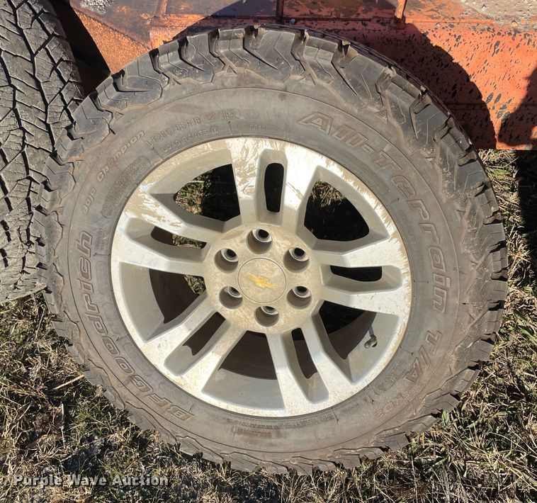 image for item IX9631 (4) LT265/65R18 tires