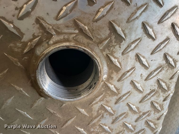 image for item IX9633 Fuel tank