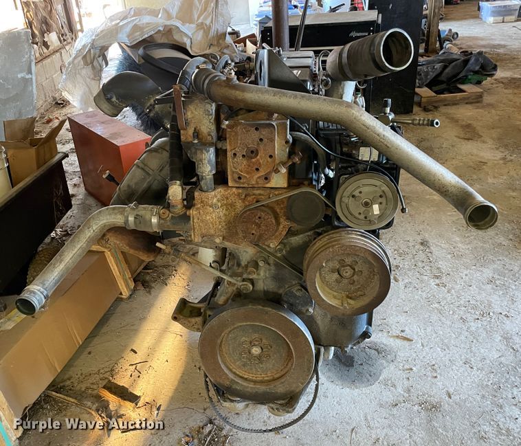 image for item IX9636 Cummins  engine