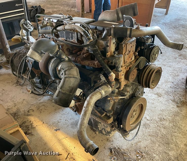 image for item IX9636 Cummins  engine