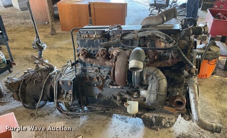 image for item IX9636 Cummins  engine