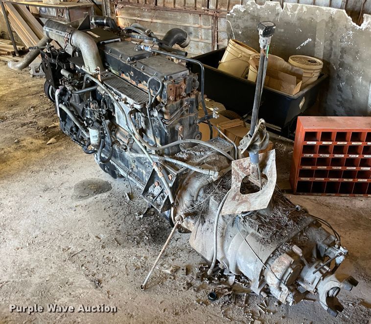 image for item IX9636 Cummins  engine