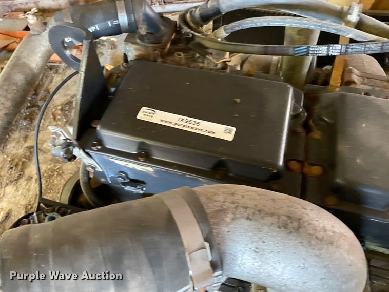 image for item IX9636 Cummins  engine