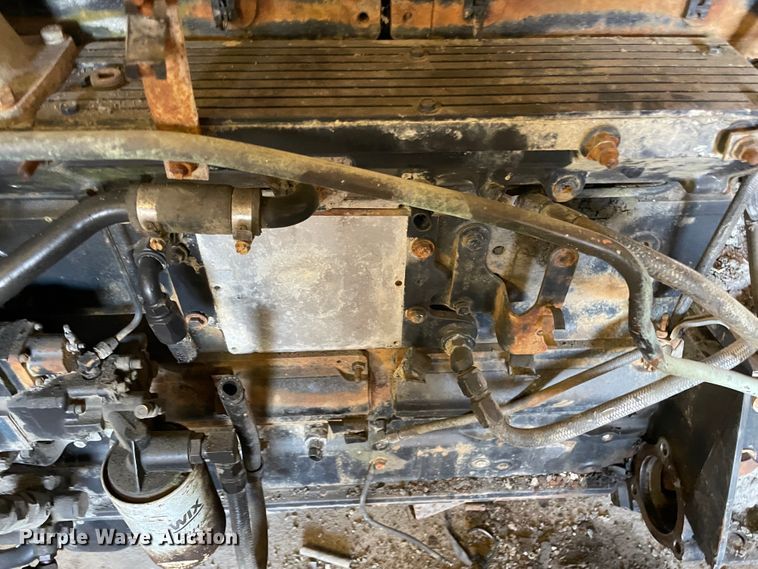 image for item IX9636 Cummins  engine