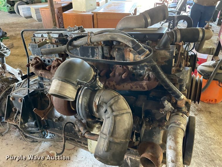 image for item IX9636 Cummins  engine