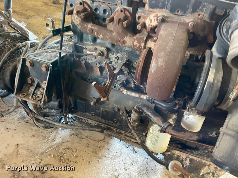 image for item IX9636 Cummins  engine