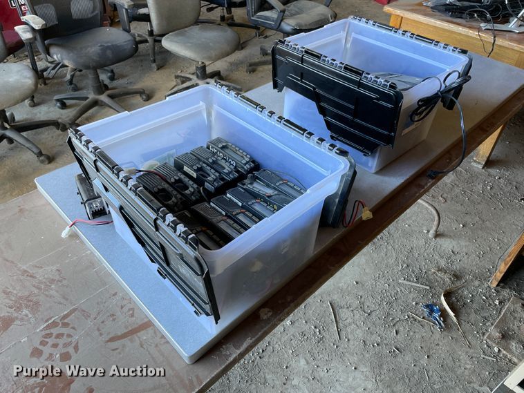 image for item IX9638 Radios