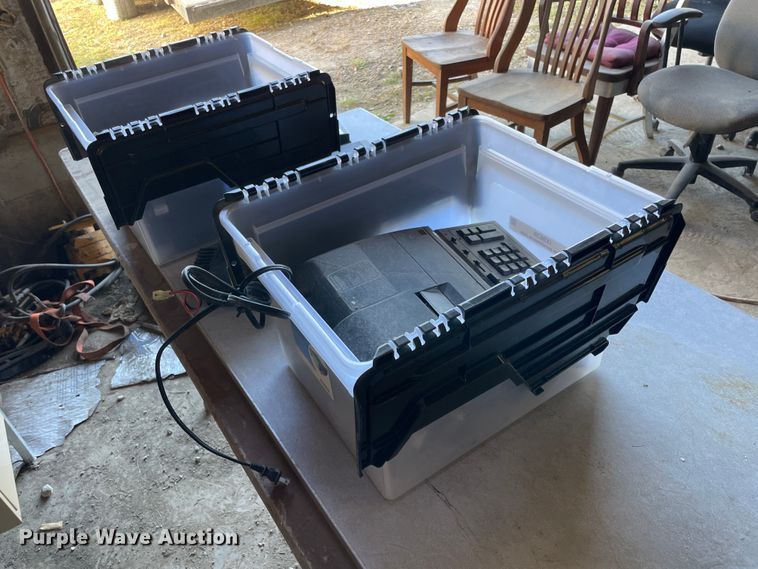 image for item IX9638 Radios