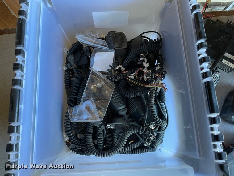 image for item IX9638 Radios