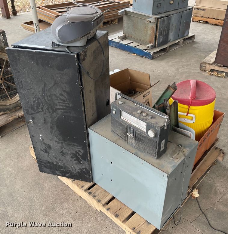 image for item IY9780 Tools