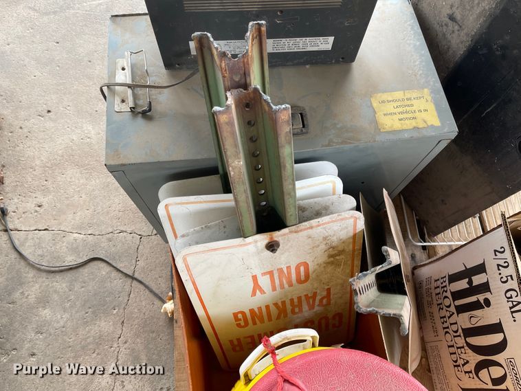 image for item IY9780 Tools