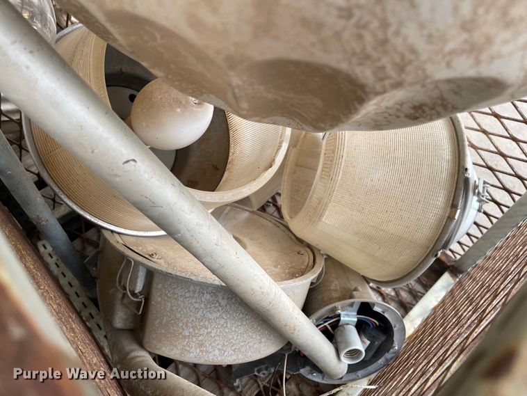 image for item IY9781 Tools