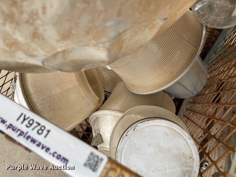 image for item IY9781 Tools