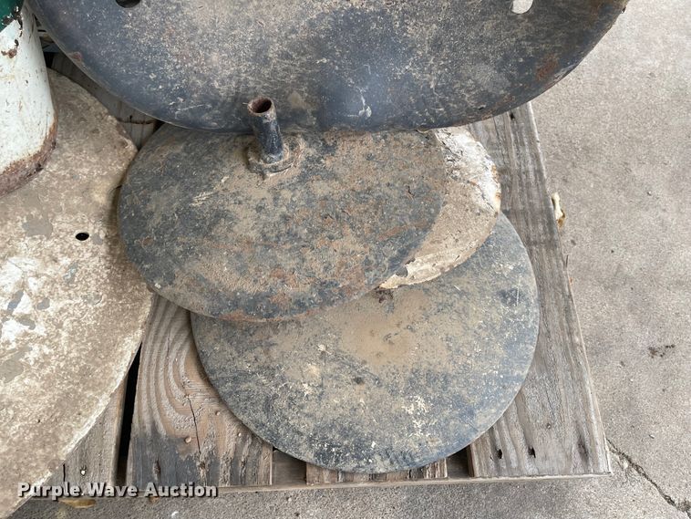 image for item IY9781 Tools