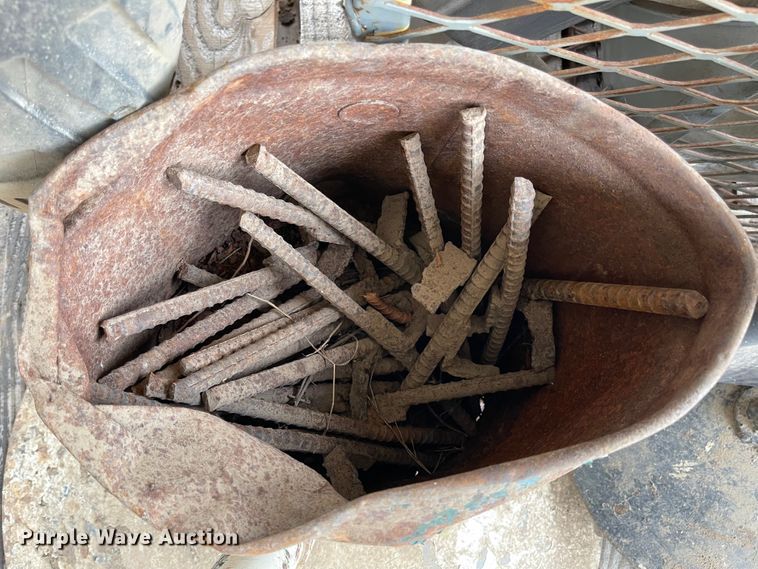 image for item IY9781 Tools