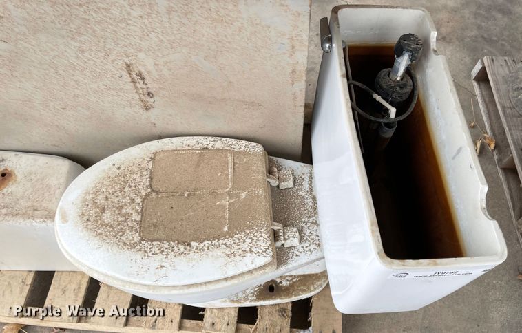 image for item IY9782 Tools