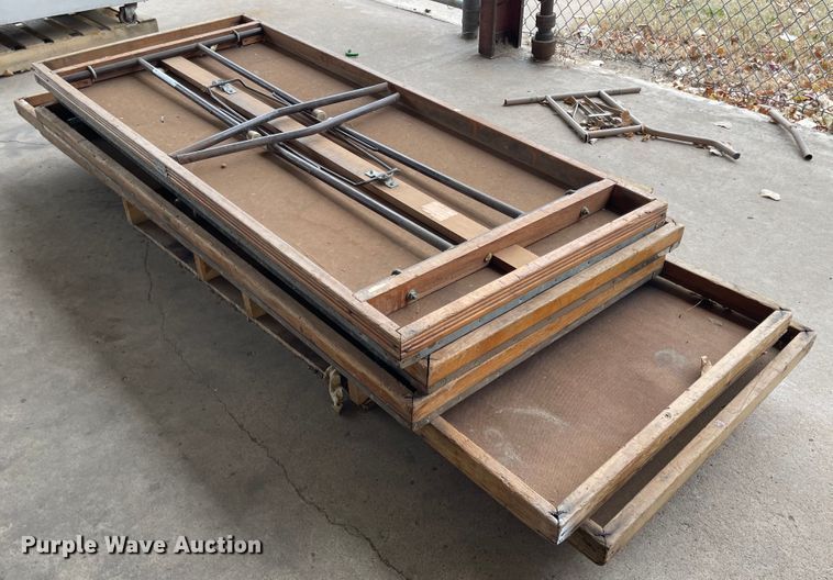 image for item IY9783 (6) tables