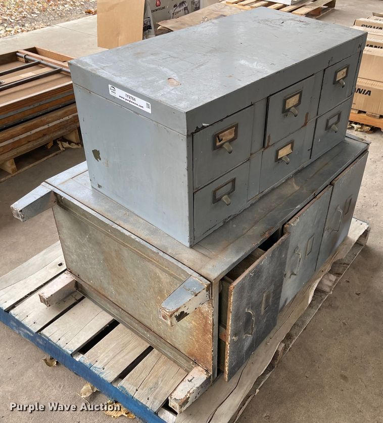 image for item IY9784 (2) file cabinets