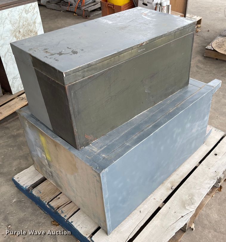 image for item IY9784 (2) file cabinets