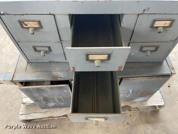 image for item IY9784 (2) file cabinets