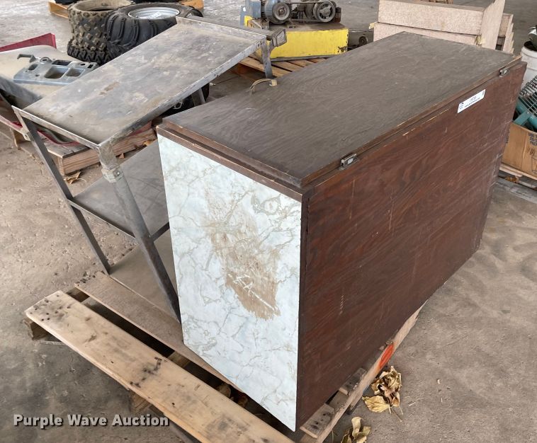 image for item IY9785 Office equipment