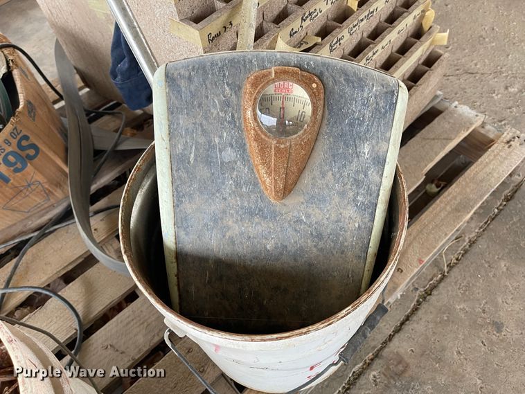 image for item IY9786 Tools