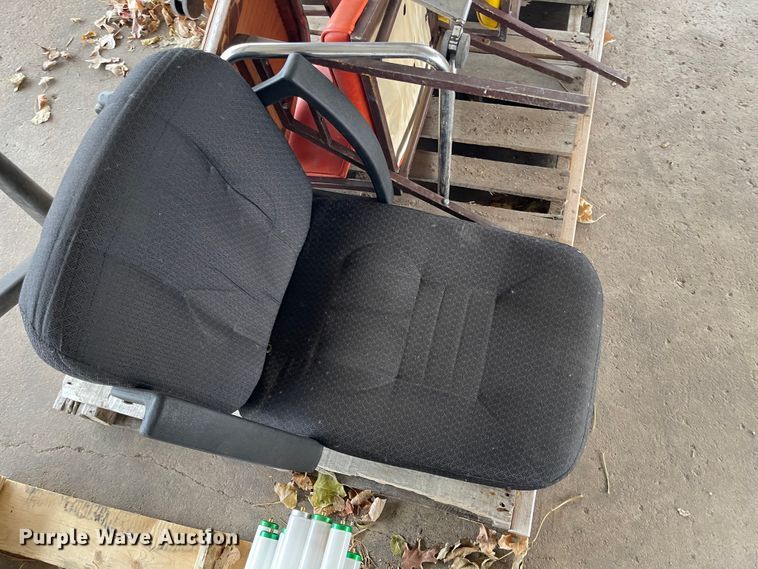 image for item IY9787 (9) chairs