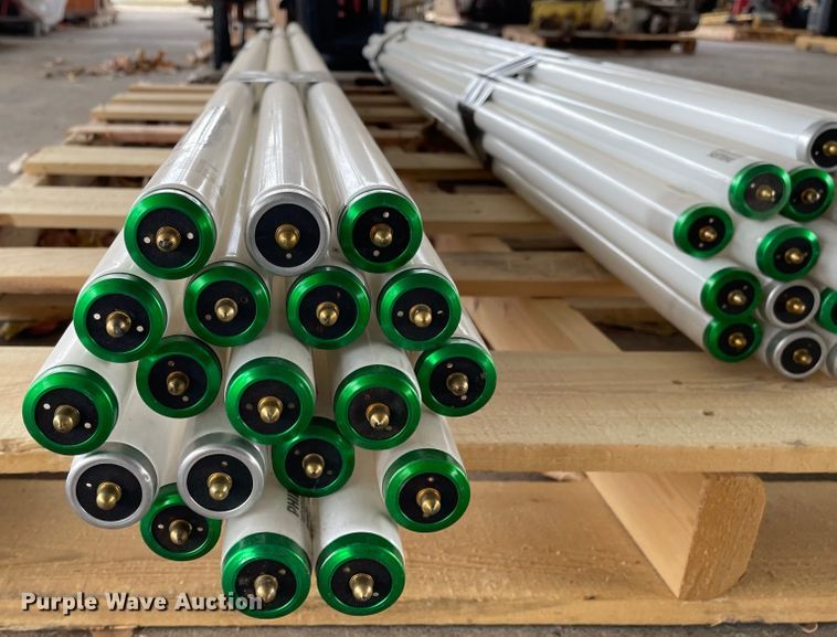 image for item IY9788 (39) T12 fluorescent bulbs