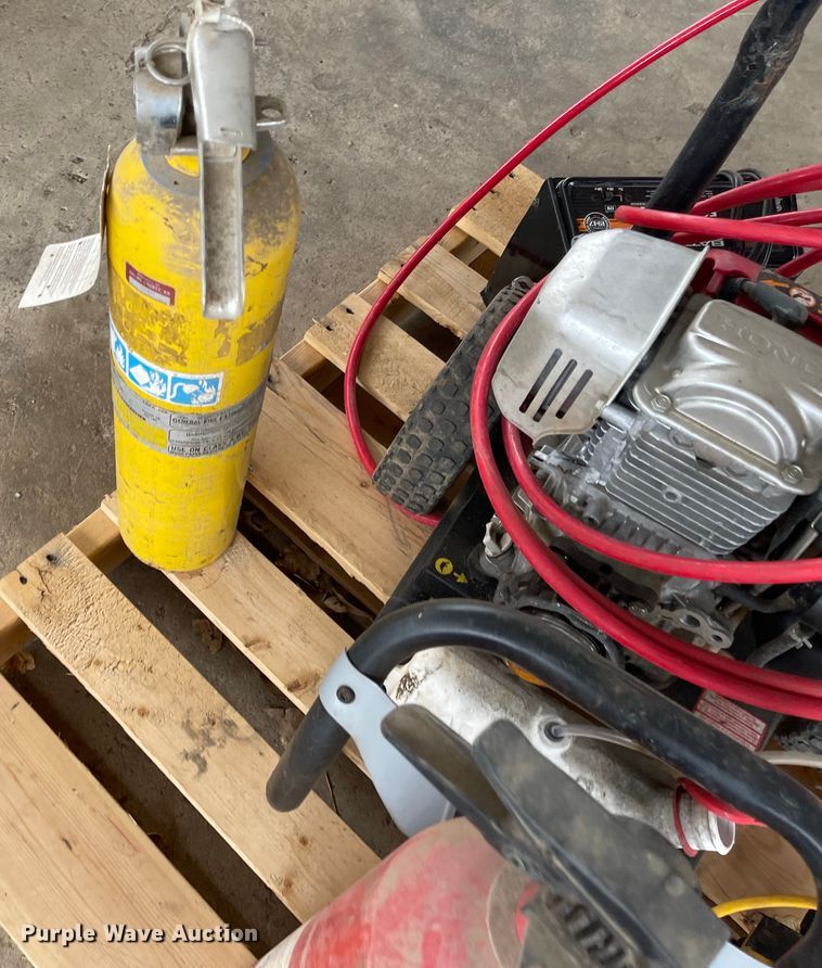 image for item IY9795 Tools