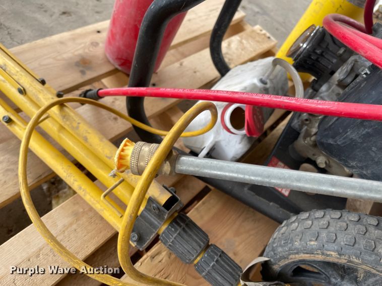 image for item IY9795 Tools