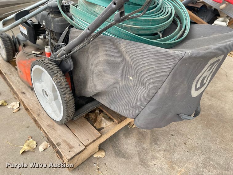 image for item IY9800 Lawn and garden equipment