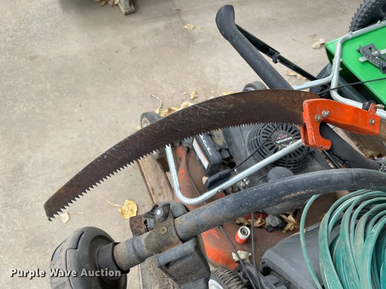 image for item IY9800 Lawn and garden equipment