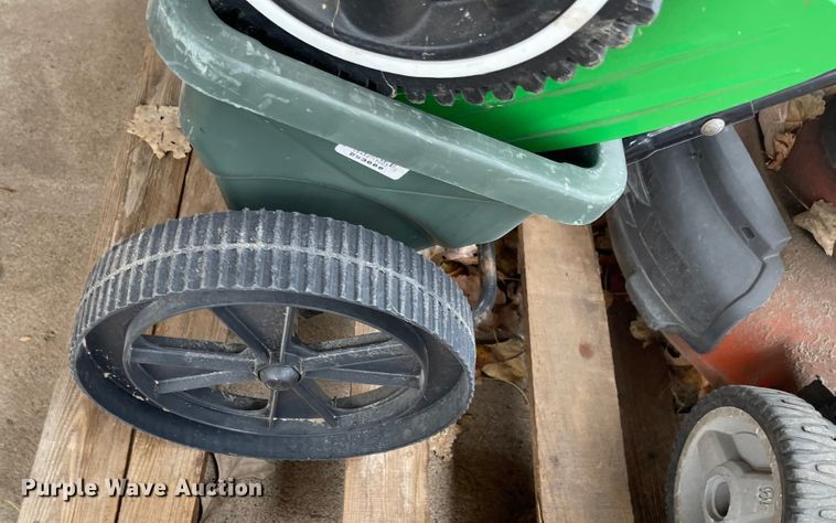 image for item IY9800 Lawn and garden equipment