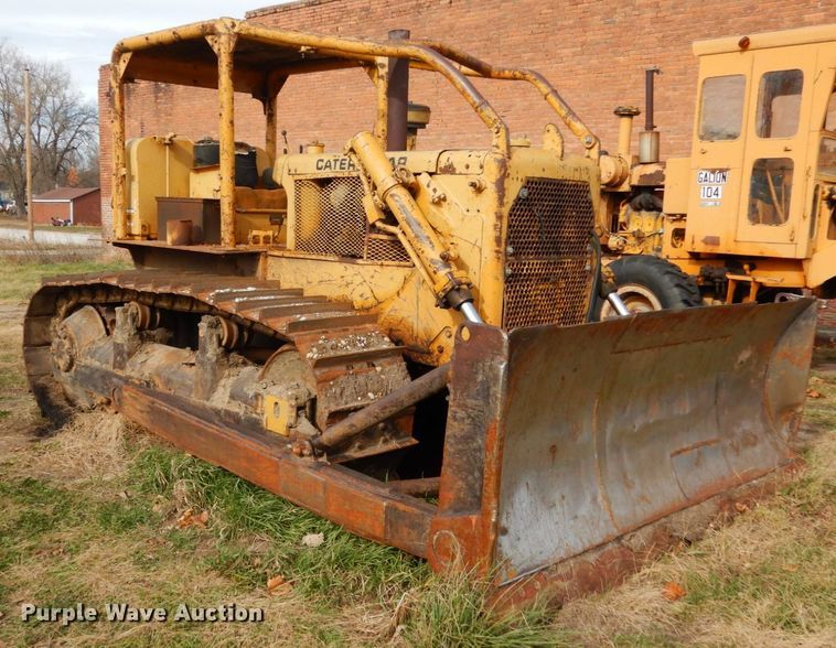 image for item JI9337 Caterpillar D6C  dozer