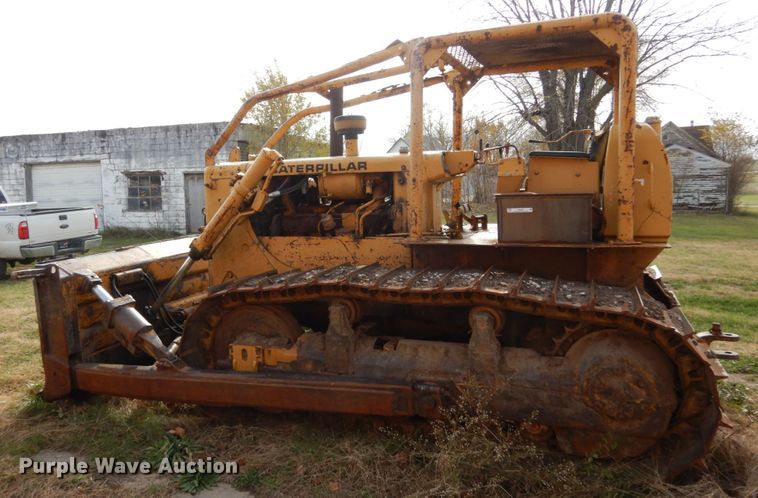 image for item JI9337 Caterpillar D6C  dozer