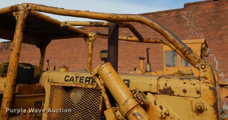image for item JI9337 Caterpillar D6C  dozer