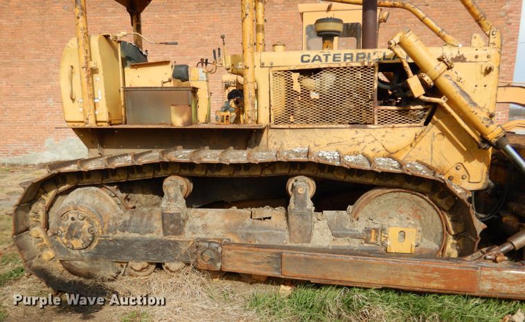 image for item JI9337 Caterpillar D6C  dozer