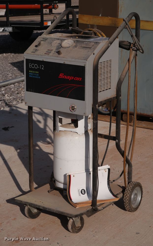 image for item JP9305 SnapOn ECO-12 EEAC307 AC machine