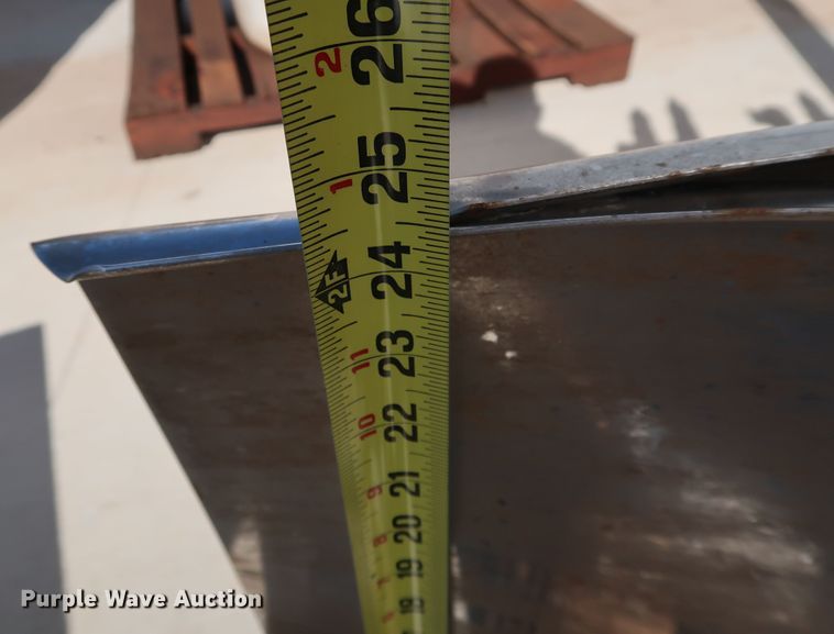 image for item JP9308 (4) semi truck fenders