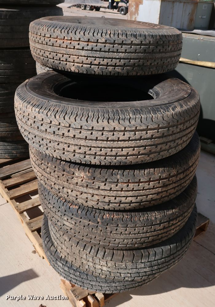 image for item JP9309 (11) ST235/80R16 tires