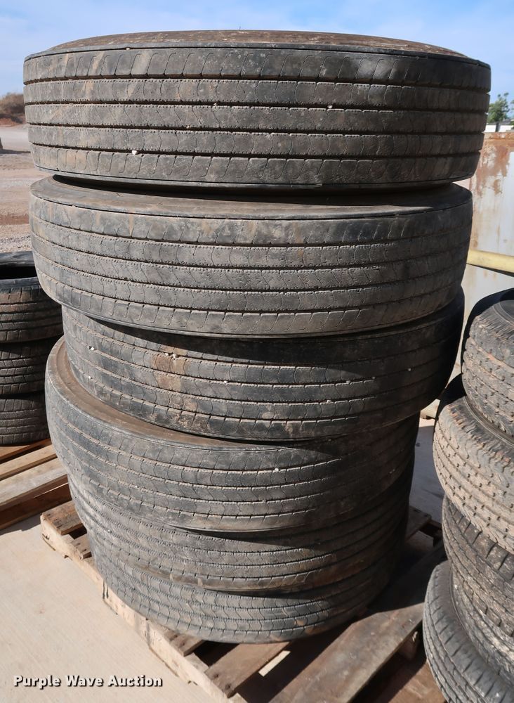 image for item JP9310 (6) Firestone FT492 11R24.5 tires