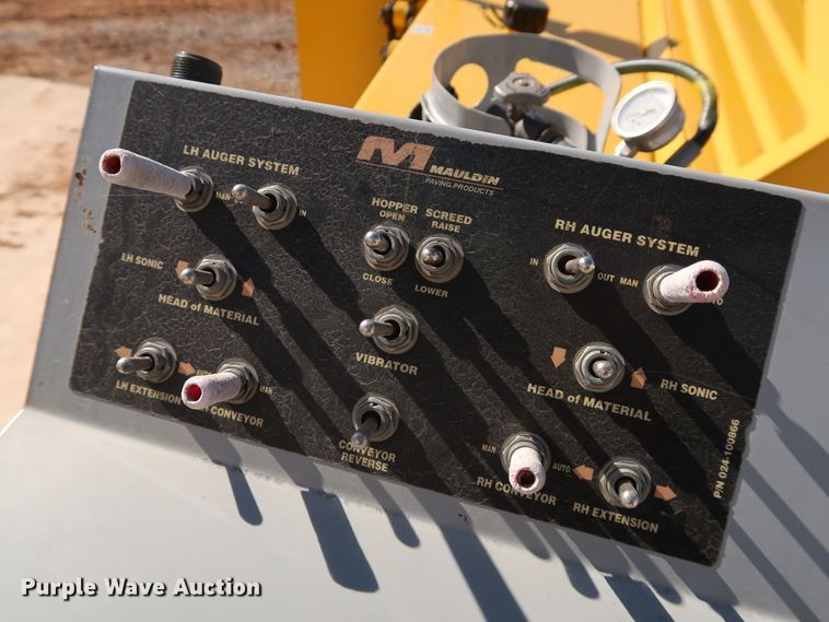 image for item JP9317 2008 Mauldin 1750-C  paver