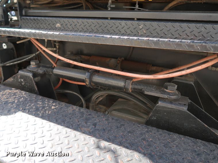 image for item JP9317 2008 Mauldin 1750-C  paver